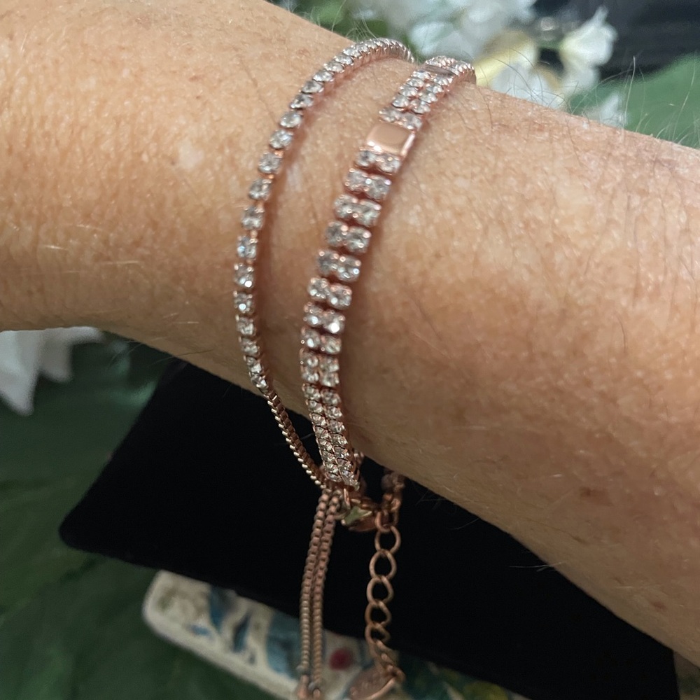 💎 Set of Two Rose Gold Crystal Bracelets - Picture 8 of 8